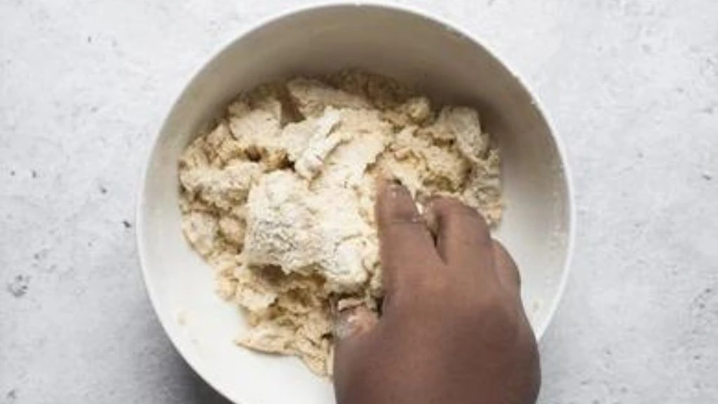 prepare-dough-for- mangalore- buns